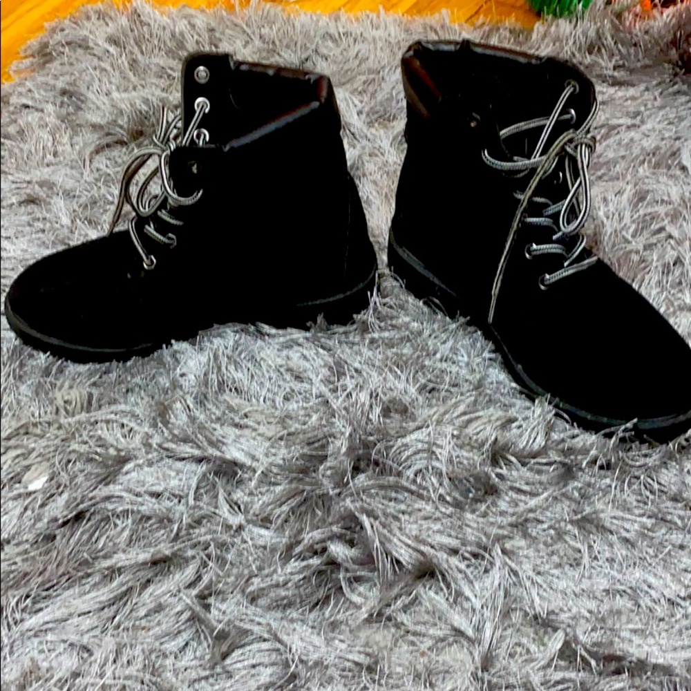 Black boots